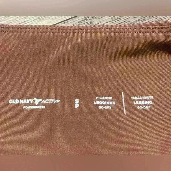 Old Navy Terracotta Cargo Active Leggings Size Small - Picture 2 of 4